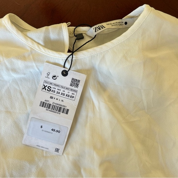 Zara NWT Women's White Ruffle Sleeve Top Short Sleeve Oversized XS - Picture 3 of 7